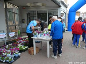 2^ Flowers Runner